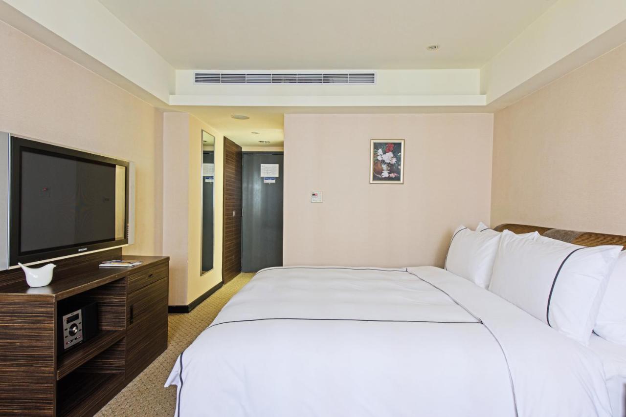 K Hotel Tajpej Buitenkant foto