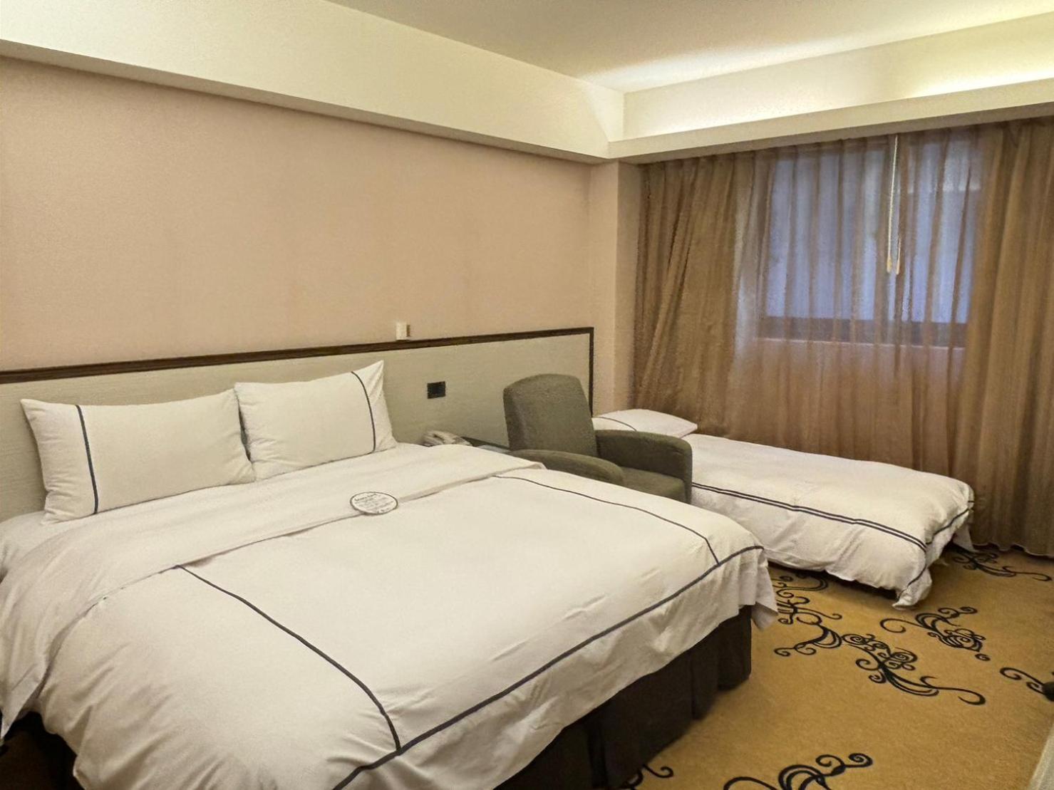 K Hotel Tajpej Buitenkant foto